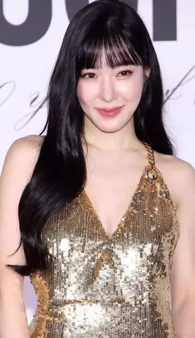 Tiffany – softcore deepfake videos