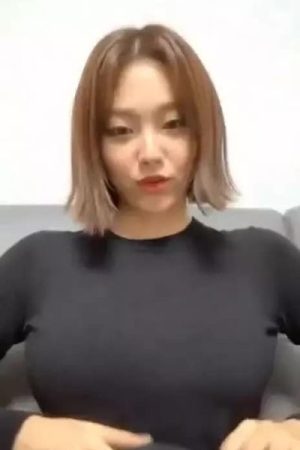 Mina - shows boobs deepfake videos